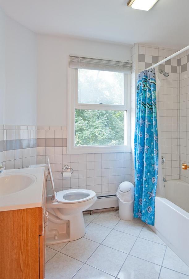 Beautiful Apartment-5 Beds-Full Kitchen-Parking-Super Clean! Бостон Екстер'єр фото