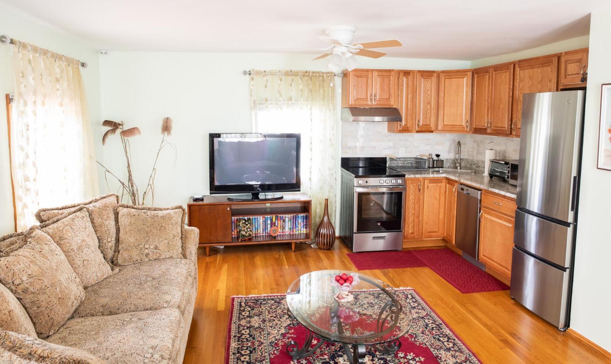 Beautiful Apartment-5 Beds-Full Kitchen-Parking-Super Clean! Бостон Екстер'єр фото